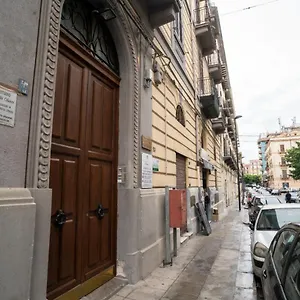 Bed & Breakfast Handy, Palermo